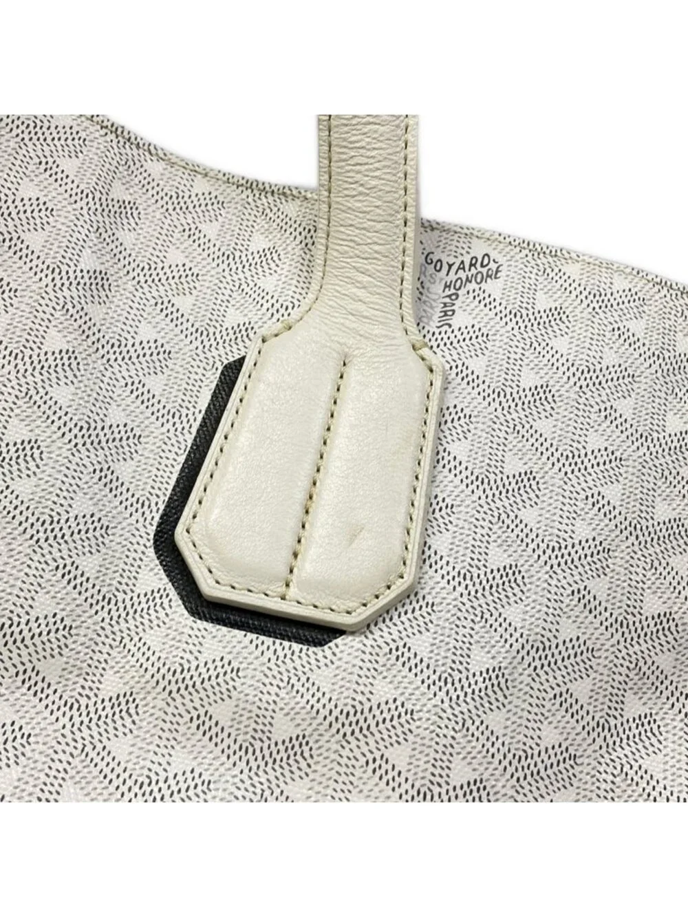 Goyard Tote Sac Voltaire White Smile Paint Leather